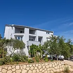 With Parking Space Mandre - Pag - 18839 Apartment Kolan
