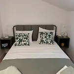 With Parking Space Mandre - Pag - 18839 Appartement *